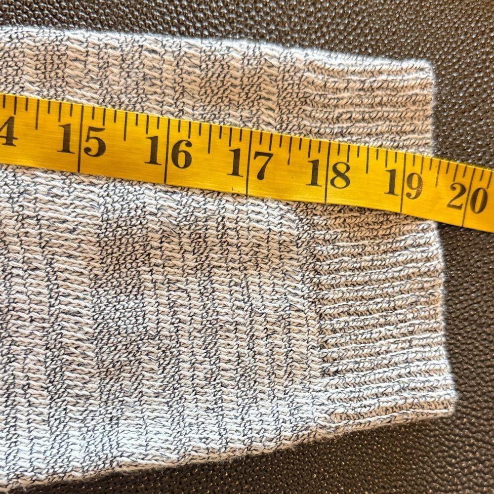 Lilla P Light Gray Deep V-Neck Sweater with silk blend size Large - Picture 8 of 8